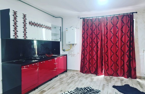 Mamaia-Sat Apartment | Chic 1-bedroom apartment in marvelous Mamaia-Sat with AC, WiFi