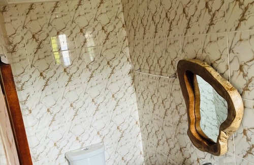 Accra Apartment | Chic 1-bedroom apartment in marvelous Accra with housekeeping, WiFi