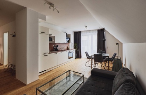 Hirschstetten Apartment | Chic 1-bedroom apartment with WiFi, AC, terrace and grill in fabulous Vienna