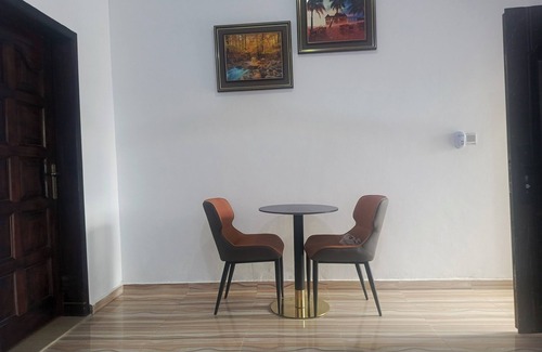 Kasoa Apartment | Chic 1-bedroom apartment with fitness room and AC in Kasoa