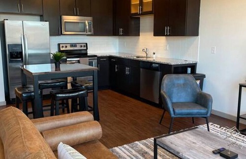 River North Art District Apartment | Chic 1-BR in RiNo Art District