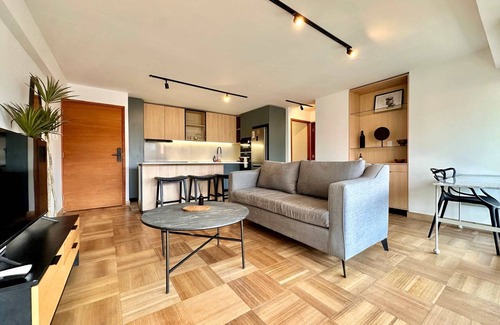 El Golf Apartment | Chic 1BR Retreat Modern Comfort by the Golf Course
