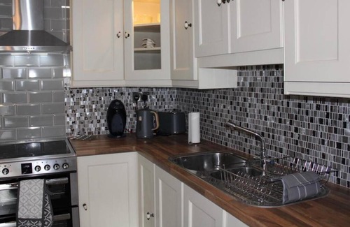 Ballina Apartment | Chic 2-bed town centre apartment