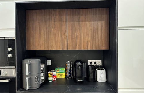 Saint-Sylvestre Apartment | Chic 2 Bedroom, 4-6 pers, Garage, Renovated, AC, Wi-Fi, Tram