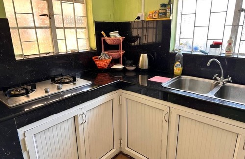 Vacoas-Phoenix Apartment | Chic 2-bedroom apartment with WiFi, fitness room in vibrant Vacoas-Phoenix