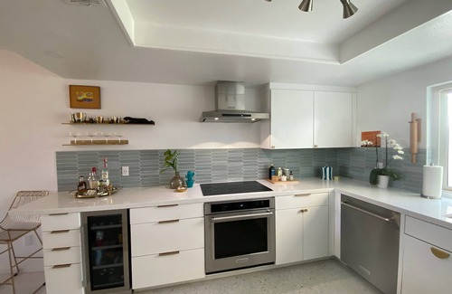 Sunrise Villas Condo | Chic, 2-bedroom condo with MCM design and premium finishes in South Palm Springs