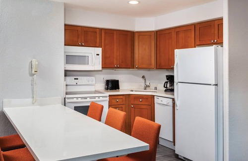 Uptown Design District Apartment | Chic 2-bedroom in enjoyable Palm Springs