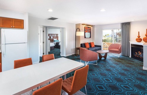Uptown Design District Apartment | Chic 2-bedroom in enjoyable Palm Springs