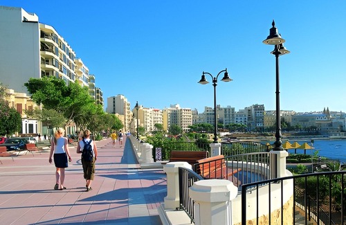 Gzira Apartment | Chic 3BR Apartment Steps from the Waterfront