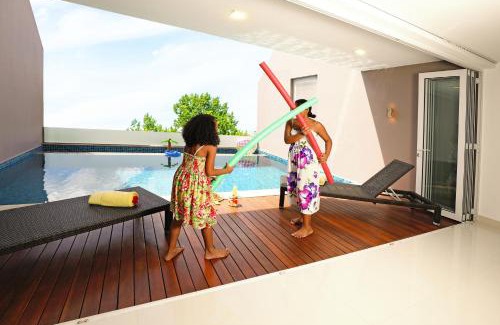 La Misere Apartment | Chic 4BR Villa with Private Pool by Cliffhanger Villas