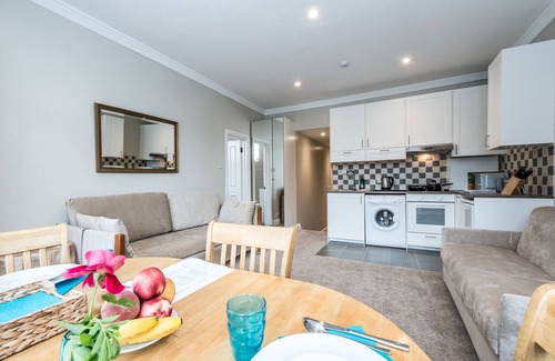 Brondesbury Park Apartment | Chic Apartment-12 minutes to Central London(Oxford st)by tube!