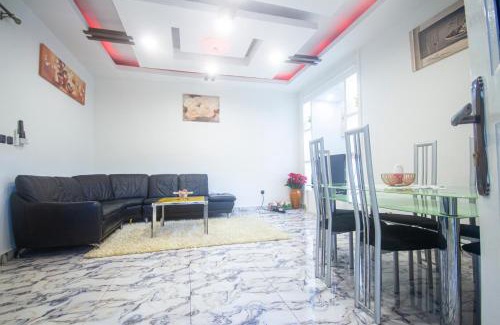 Douala Apartment | Chic Appart VIP DIAMOND Luxe Confort et Élégance à Douala Stade Bonamoussadi