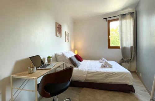 Bretigny-sur-Orge Apartment | * Chic Business Evasion * - SOnights