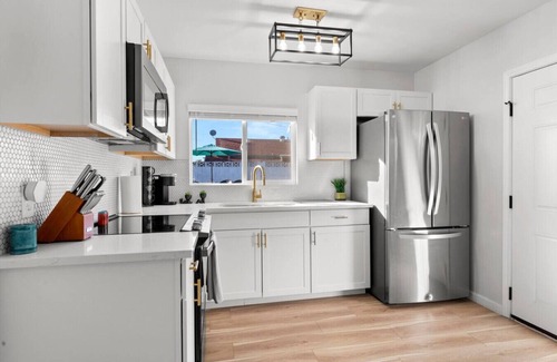 Phoenix House | Chic Casita Living in Phoenix!