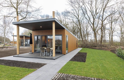 Hoge Hexel Ski Chalet | Chic Chalet Near Almelo