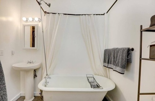 Baker Apartment | Chic Condo Historic Baker Arts District - Long or Short Term Rental