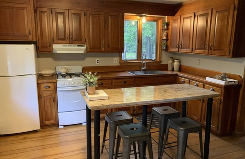 Montague Cottage | Chic farm cottage nestled in 52 private acres