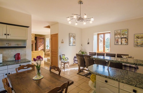 Segur-le-Chateau House | Chic holiday home with pool
