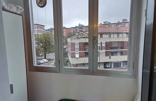 Milan Apartment | Chic luxury loft with balcony in a shared apartment +WiFi, AC in vibrant Milano