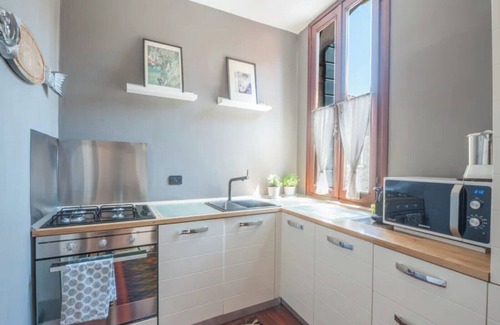 Castello Apartment | Chic, Newly Renovated Apartment in the Best Location in Town
