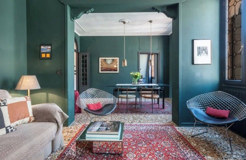 Castello Apartment | Chic, Newly Renovated Apartment in the Best Location in Town