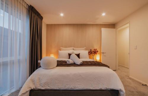 Halswell House | Chic Retreat - Modern Comforts & Game Room Fun
