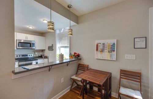 Monroe Ward Apartment | Chic Richmond Retreat w/Quaint Private Patio!