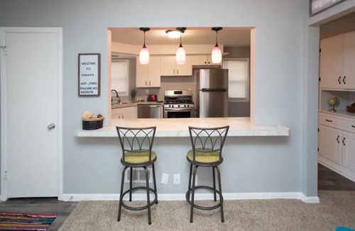 Benson House | 🥰 Chic, Spacious home in Historic Benson 🥰