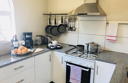 Harare Apartment | Chic studio nestled in a lovely garden with pool - 2254