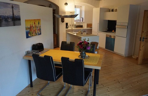 Insel Apartment | Chic townhouse apartment - Lindau Island - on 92 sqm, Reichsplatz 50 m to the port