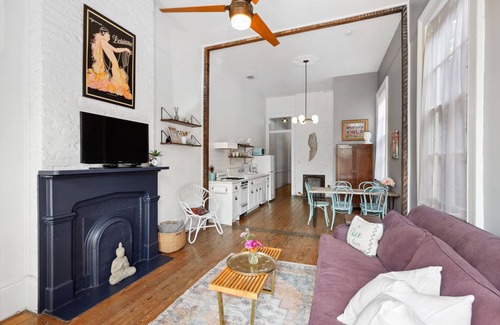 Irish Channel House | Chic Uptown Victorian, Stroll to Magazine St