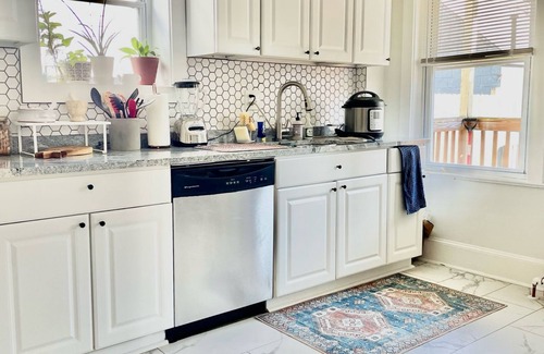 Washington House | Chic Urban Farmhouse