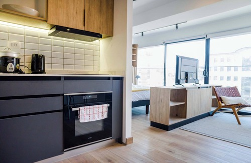 El Golf Apartment | Chic Urban Retreat: Modern Studio in Las Condes