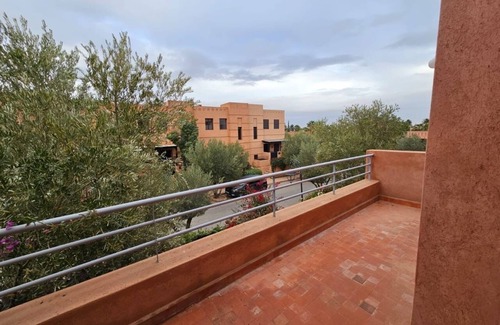 Tassoultante House | Chic villa in luxury resort