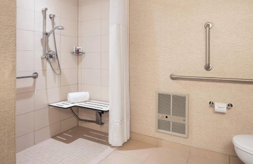 Naperville Hotel | Chicago Marriott Naperville