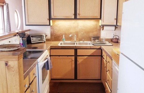 Taos House | Child-Friendly Sanctuary in Ranchos de Taos