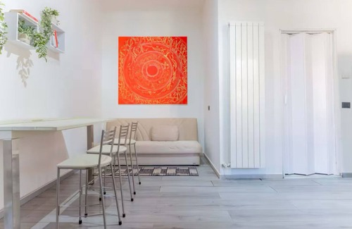 Gallarate Apartment | CHILL BNB MALPENSA , WI-FI, NETFLIX AND CHILL
