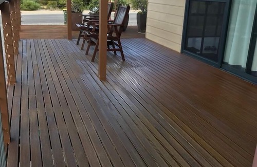Warrenben House | Chill n sea - Beautiful elevated holiday home