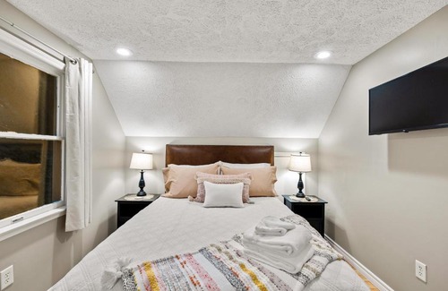 Chimney Rock Ski Chalet | Chimney Rock Chalet Near Lake Lure!