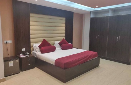 Sahibganj Hotel | CHINMAYE INN