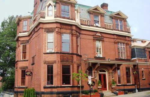 Saint John Apartment | Chipman Hill Suites - Sydney Street