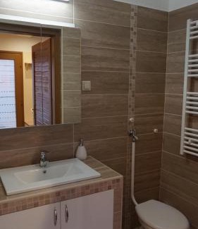 Szigetvar Apartment | Chloe Apartman