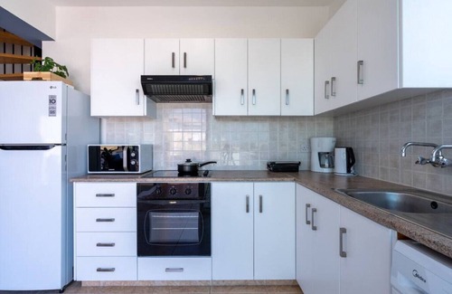 Skala Apartment | Chloris 3- Bedroom Apartment W/Terrace in Larnaca