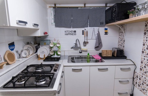 Seogyo-dong House | Cho's Hongdae house - a big & spacious house being available for 12 guests.