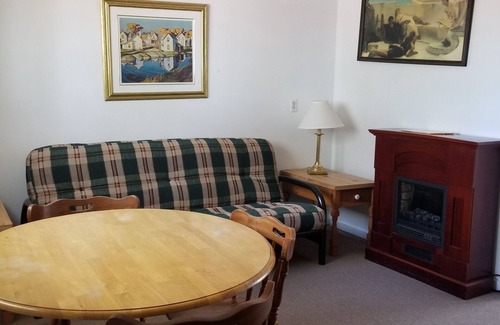 Edgetts Landing Cottage | Chocolate River Cottages - Chocolate River 1 Bedroom Cottage #5