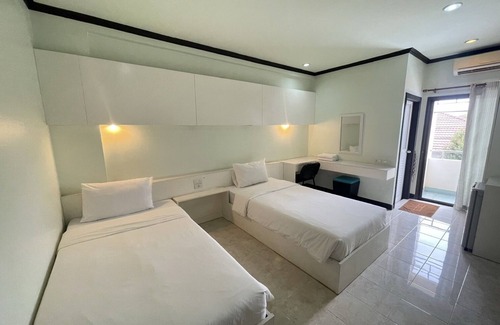 Khon Kaen Hotel | Chonlapruk Lakeside Hotel