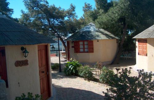Delfoi Hotel | Chrissa Camping Rooms & Bungalows