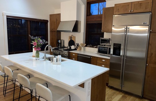 West End House | Christiana Luxury 3 Bedroom Condo in Aspen