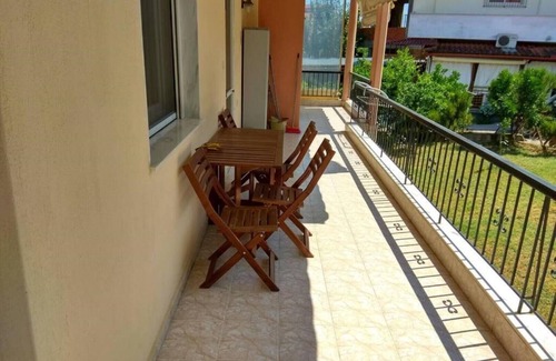 Metagkitsi Apartment | Christos Central Apartment Two Bedroom Apartment Sleeps 5