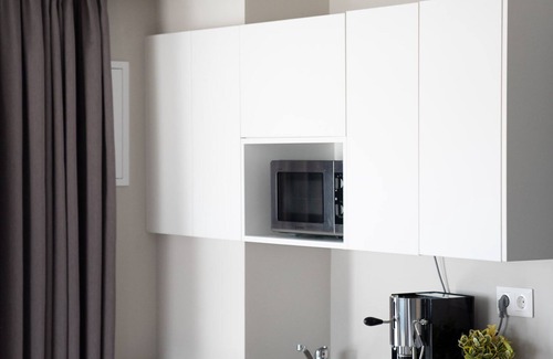 Khalandrion Hotel | Chroma Fashion Rooms & Apartments